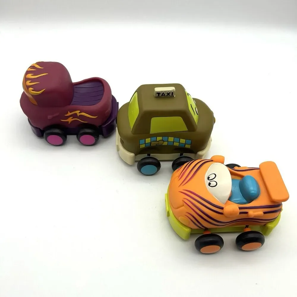 Battat Just B Toys Wheels Pull Back Car Toy Lot of Three 3 Taxi Flame Car Tiger